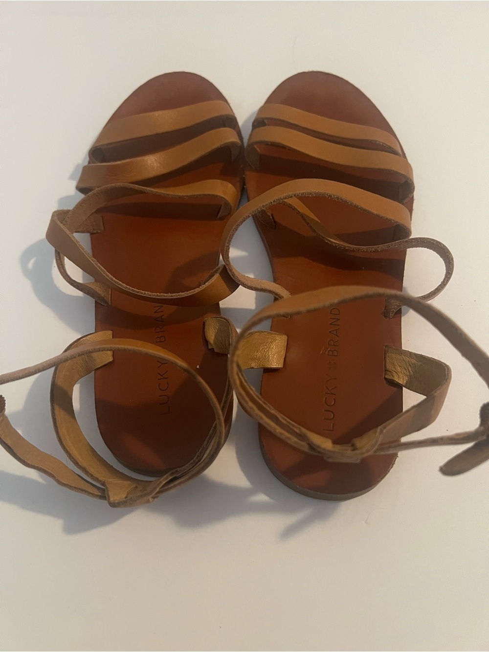 Lucky Brand Womens Tan Leather Gladiator Sandals Strappy Flat Ankle Wrap Shoes - Picture 2 of 5